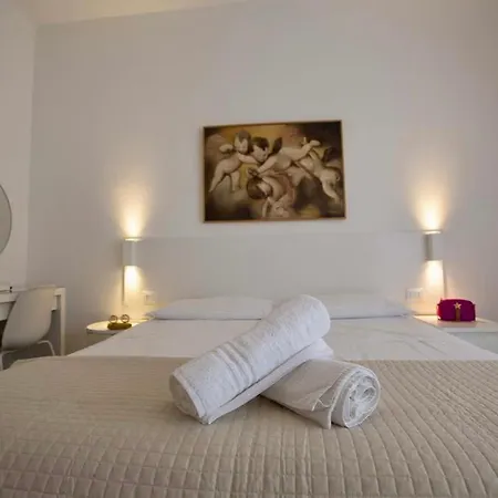 Elite Hotel 3*