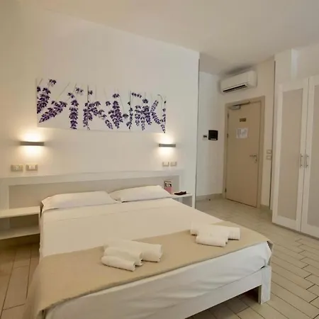 Elite Hotel 3*