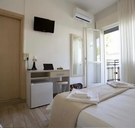Elite Hotel 3*